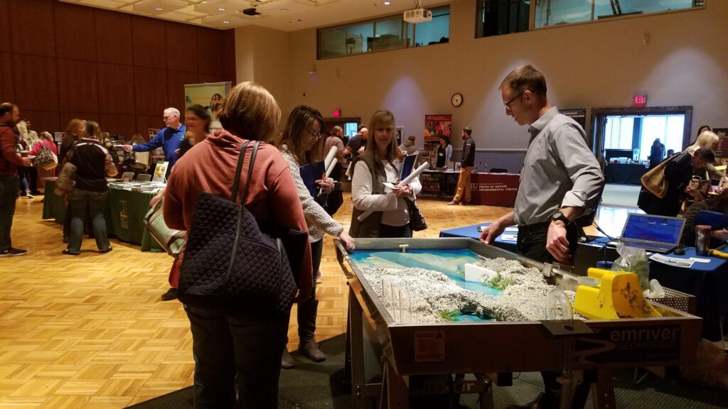 Science in the South at SIU - Em2 stream table - Emriver
